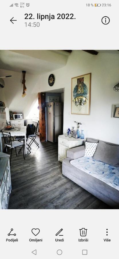 Apartment Vintage Art سبليت المظهر الخارجي الصورة