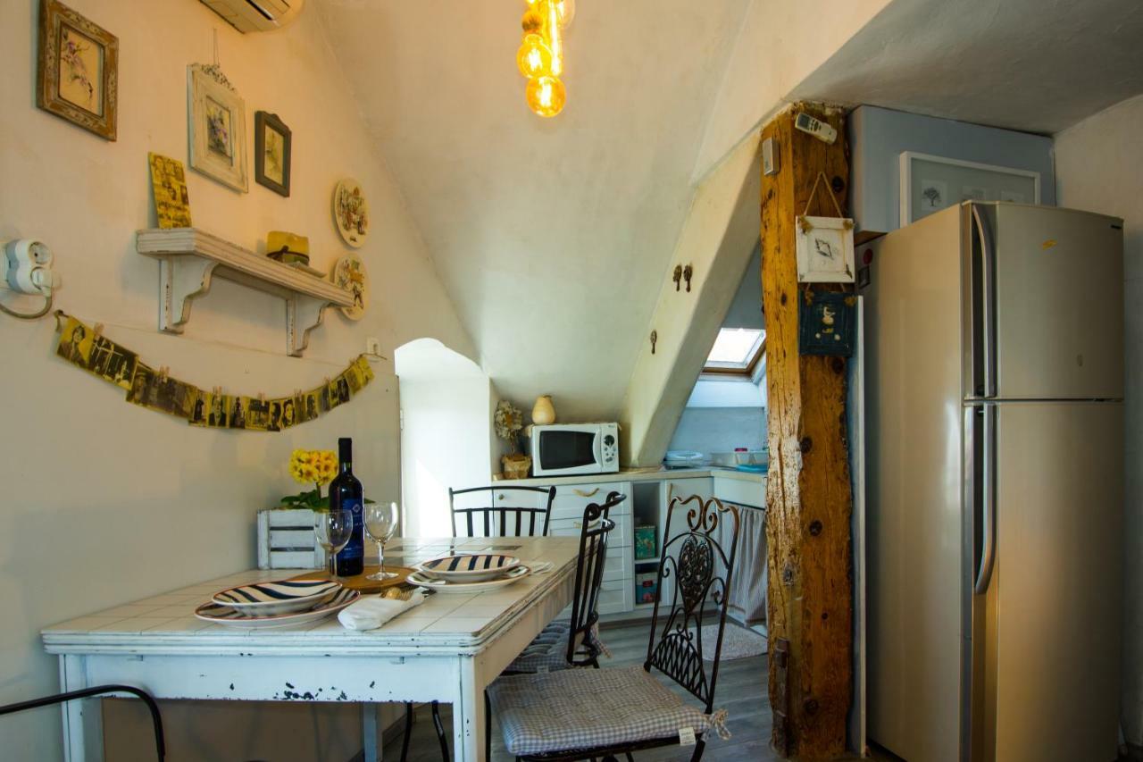 Apartment Vintage Art سبليت المظهر الخارجي الصورة