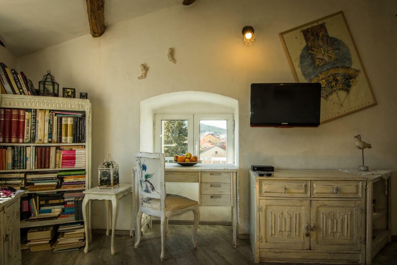 Apartment Vintage Art سبليت المظهر الخارجي الصورة